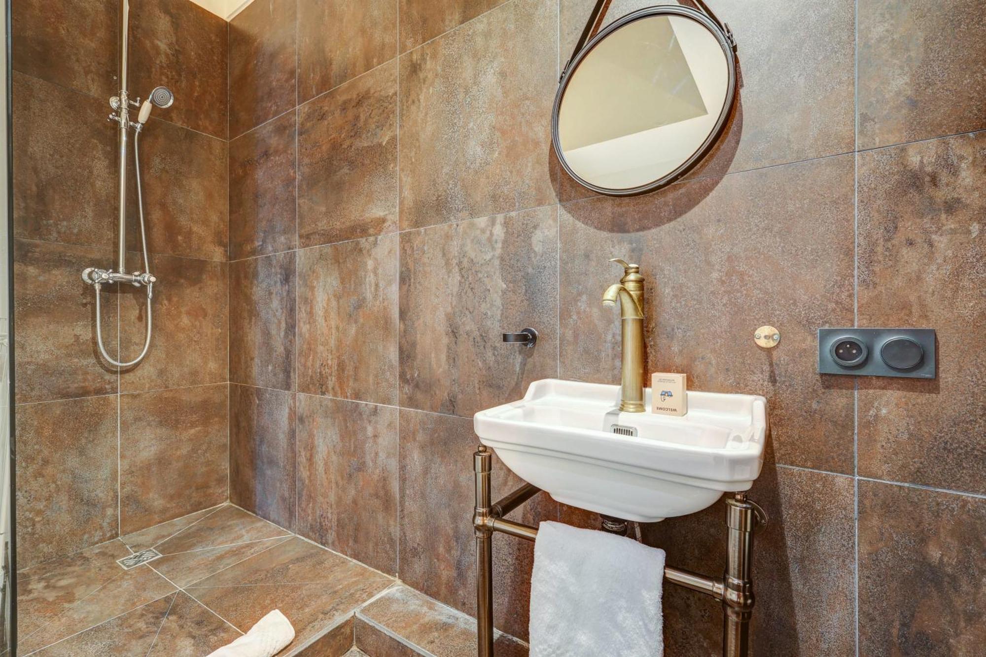 Gare De Lyon 4bd - 4bth Apartment! *