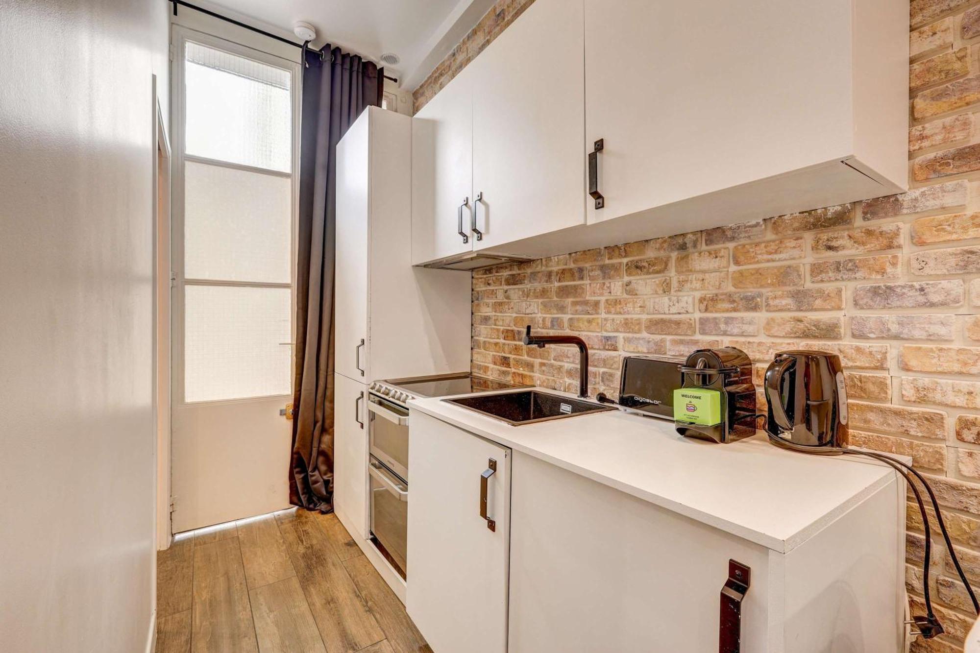 Gare De Lyon 4bd - 4bth Apartment! Parijs
