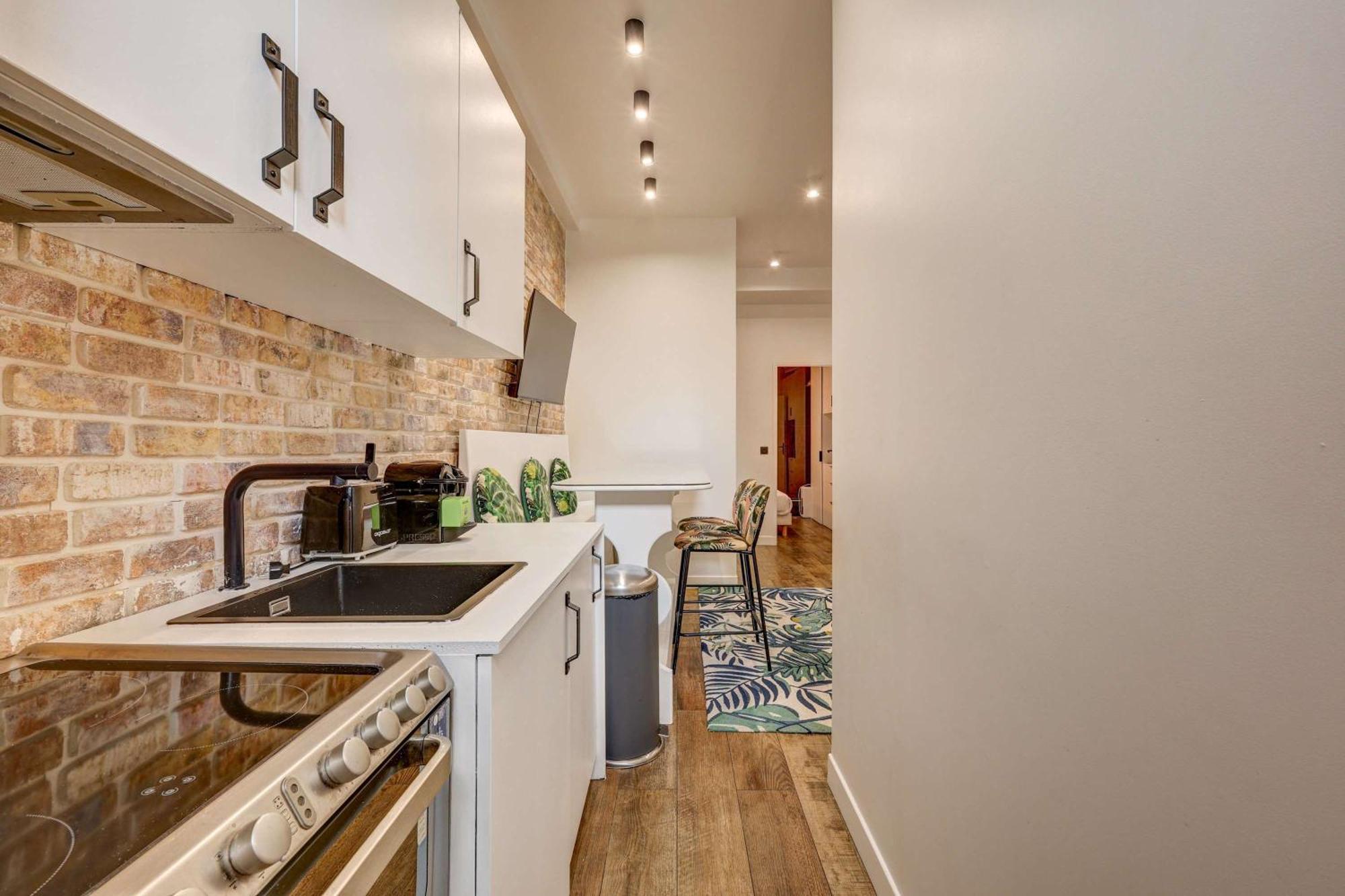 Gare De Lyon 4bd - 4bth Apartment!